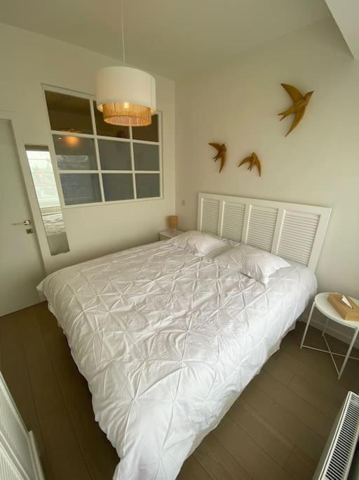 1 Chambre Avec Parking Au Coeur De Bruxelles 2D Extérieur photo