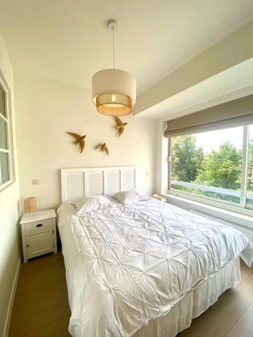 1 Chambre Avec Parking Au Coeur De Bruxelles 2D Extérieur photo